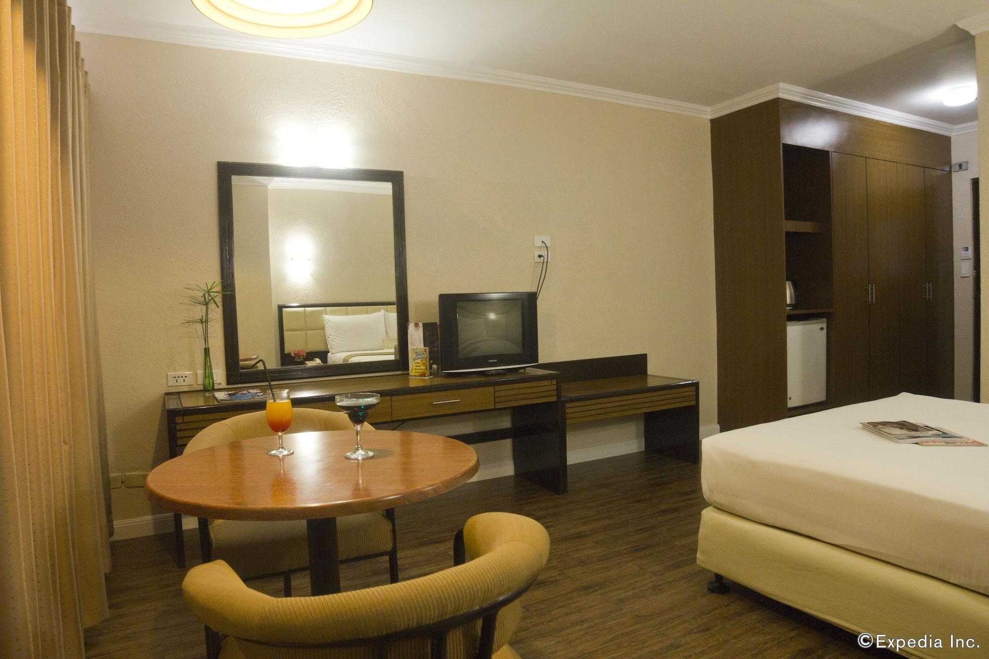 Rothman Hotel Manila Kültér fotó