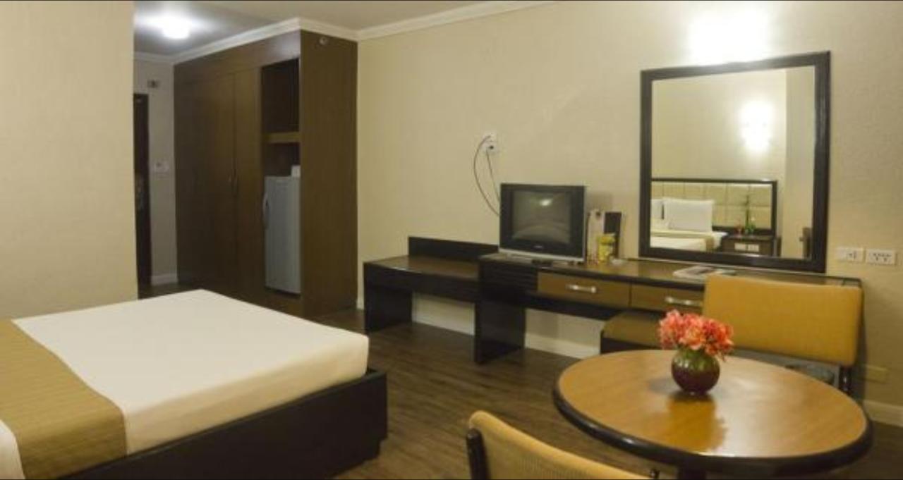 Rothman Hotel Manila Kültér fotó