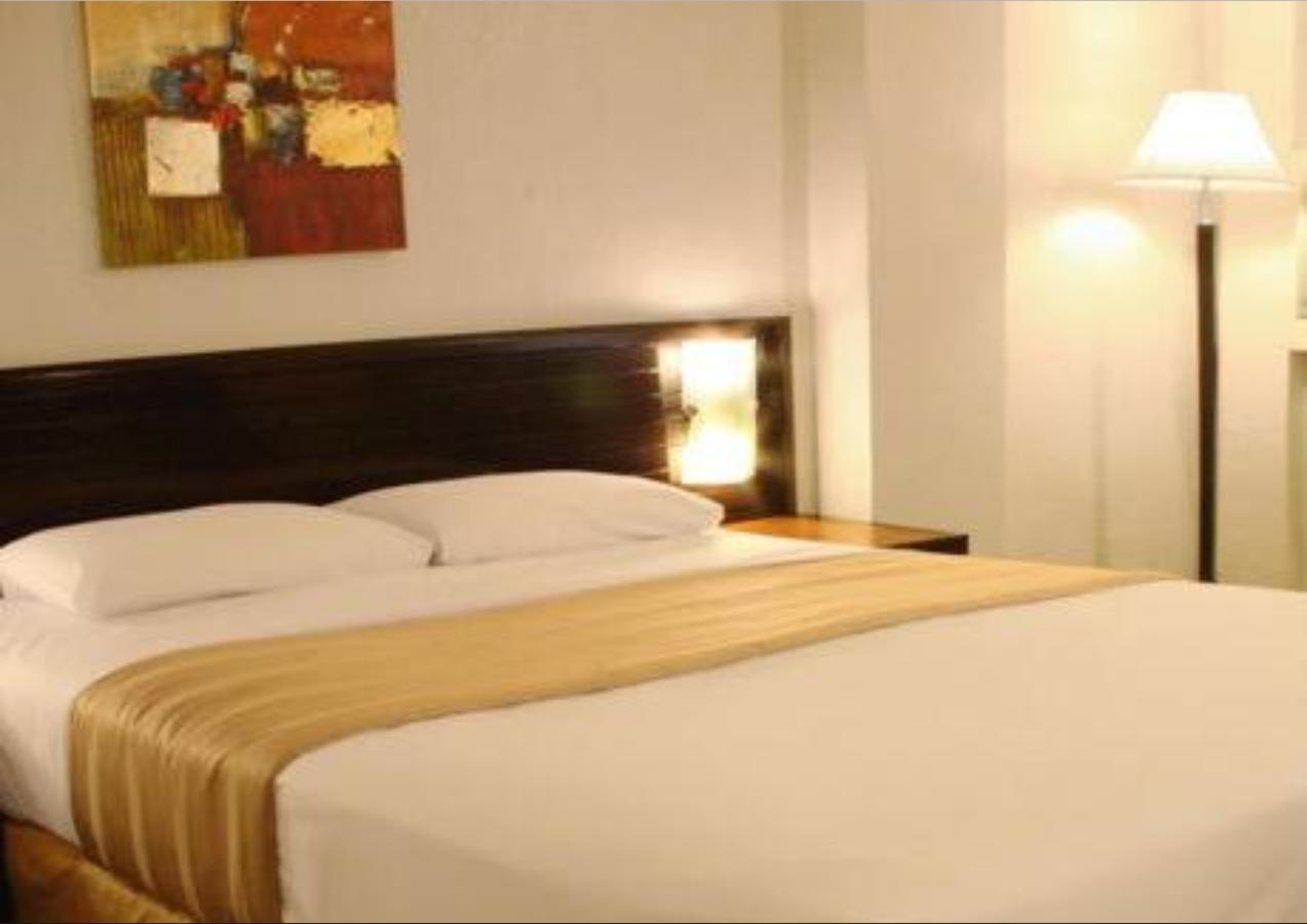 Rothman Hotel Manila Kültér fotó