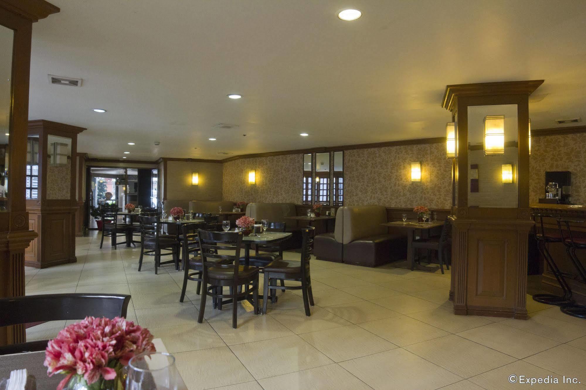 Rothman Hotel Manila Kültér fotó